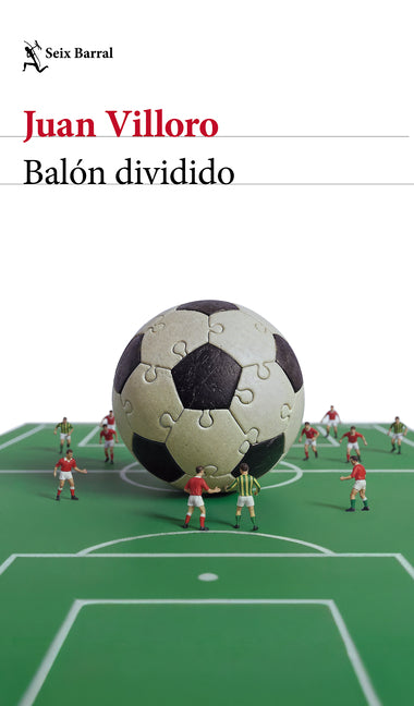Book cover for Balón Dividido (Crónica Y Ensayo) / Loose Ball (Chronicles and Essays)
