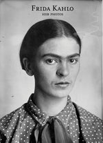 Book cover for Frida Kahlo: Her Photos