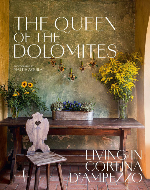 Book cover for Queen of the Dolomites: Living in Cortina d'Ampezzo