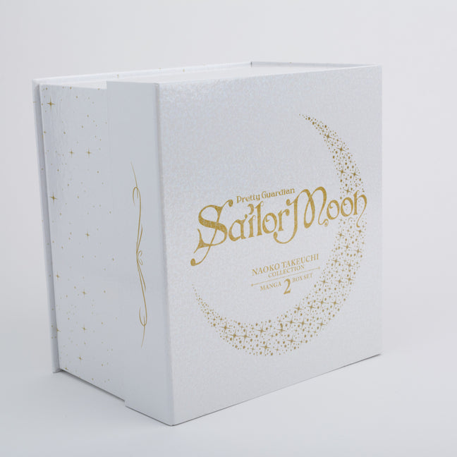 Book cover for Sailor Moon Manga Box Set Vol. 7-10 (Naoko Takeuchi Collection): With 16 Art Cards, Codename Sailor V, and a Holographic Gift Box